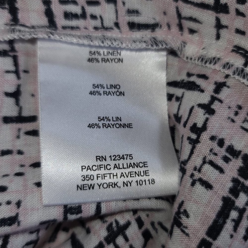 Jones New York Abstract White, Pink & Black Blouse Size Small - Picture 6 of 7